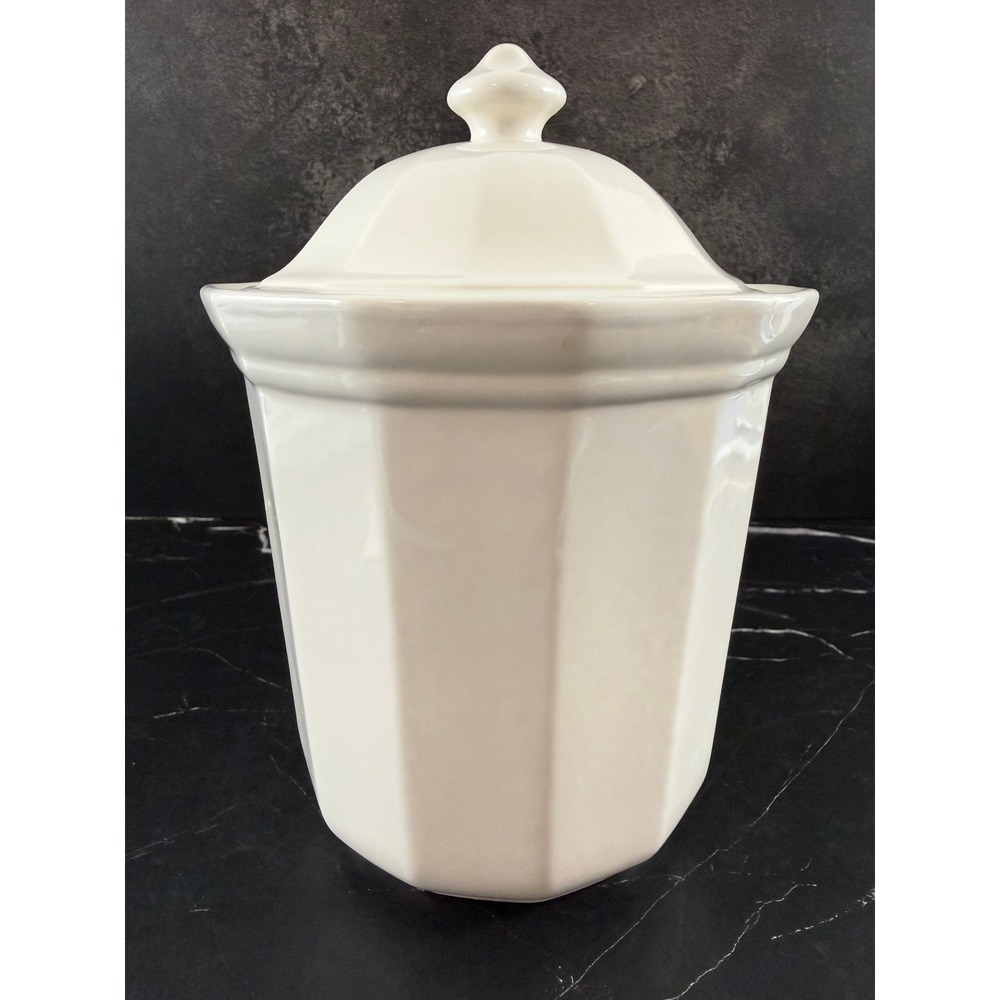 VTG Pfaltzgraff Heritage White 7in Canister with Lid READ